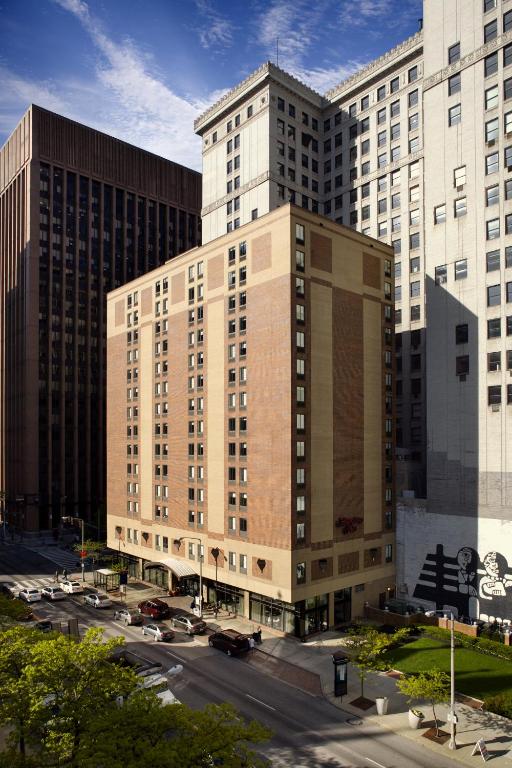 Hampton Inn Cleveland-Downtown Main image 1